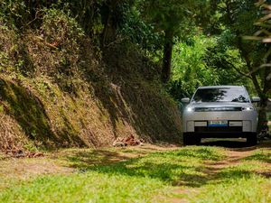 Jajal Singkat Jaecoo J5 EV, Mobil Listrik Perkotaan yang Bisa Diajak Offroad Ringan Jajal Singkat Jaecoo J5 EV, Mobil Listrik Perkotaan yang Bisa Diajak Offroad Ringan