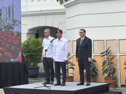 Mensos Pimpin Upacara Sumpah Pemuda Sekolah Rakyat: PR Kita Memakmurkan RI