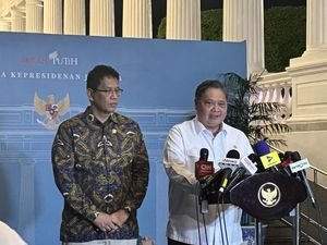 Video Airlangga Sebut Kondisi Ekonomi Baik, Investasi Tembus Rp 1.434 T Video Airlangga Sebut Kondisi Ekonomi Baik, Investasi Tembus Rp 1.434 T