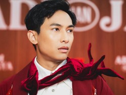 Profil Ardit Erwandha, Pemeran Utama Film Tunggu Aku Sukses Nanti