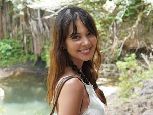 Video: Tentang Buku Broken Strings Aurelie Moeremans