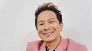 Delon Thamrin Ketagihan Nyanyi Dangdut