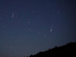 Deretan Fenomena Langit di Juni 2026, Ada Strawberry Moon