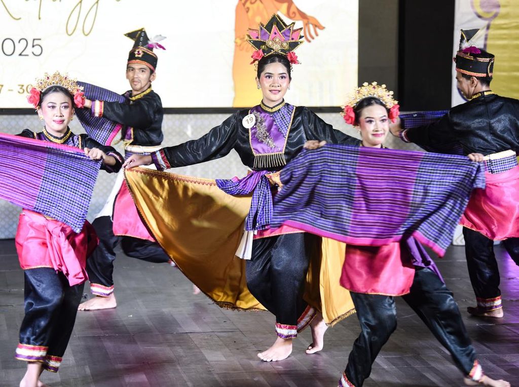 Festival Kudungga 2025 Jadi Ajang Pelestarian Seni dan Budaya Kalimantan Timur Festival Kudungga 2025 Jadi Ajang Pelestarian Seni dan Budaya Kalimantan Timur