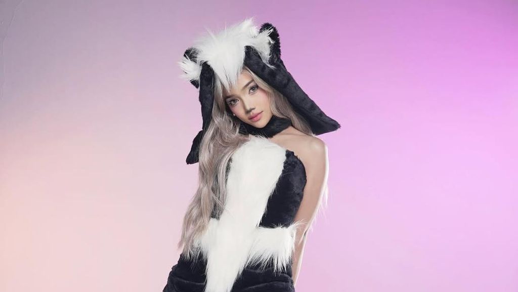 Fuji Jadi Musang Gemas, Gak Boleh Pegang! Fuji Jadi Musang Gemas, Gak Boleh Pegang!