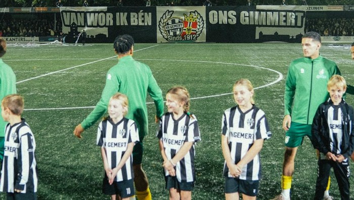 Justin Hubner Justin Hubner tampil di matchday pembuka putaran pertama KNVB Cup antara Gemert vs Fortuna Sittard. Pertandingan digelar di Sportpark Molenbroek, Rabu (29/10/2025) dini hari WIB.