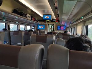 Dampak Banjir Semarang KA Jurusan Jakarta-Surabaya Lewat Jalur Selatan Dampak Banjir Semarang KA Jurusan Jakarta-Surabaya Lewat Jalur Selatan