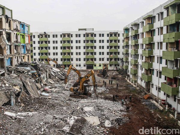 Lima Tower Rusun Marunda Dibongkar Total