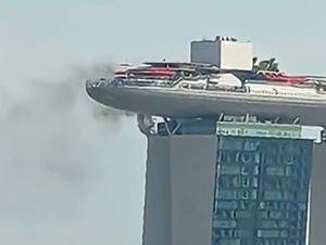 Ada Kebakaran di Marina Bay Sands, Diduga Akibat Pekerjaan Las Ada Kebakaran di Marina Bay Sands, Diduga Akibat Pekerjaan Las