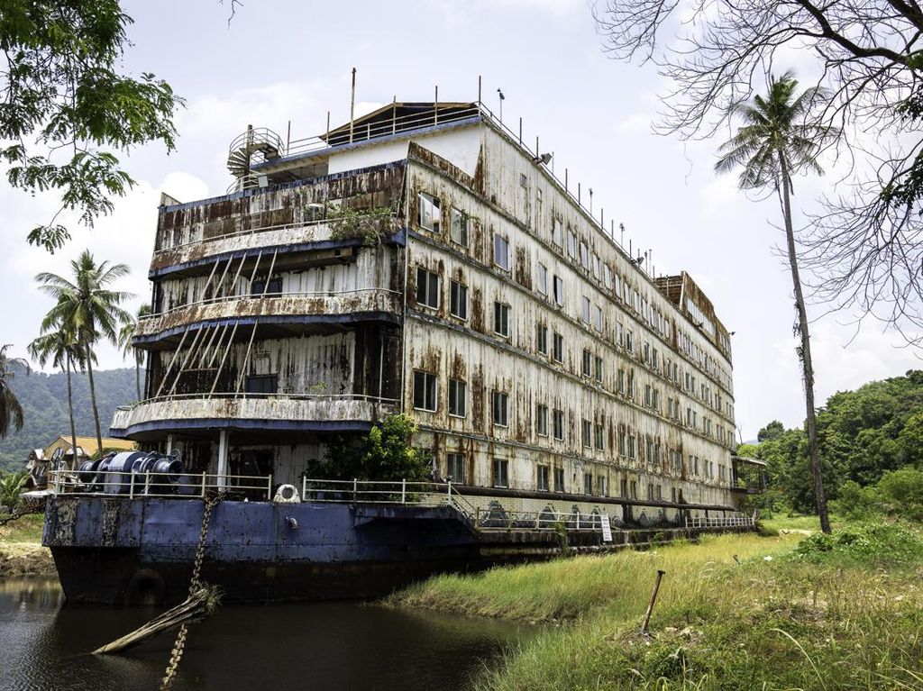 Misteri Hotel Mewah Thailand yang Berubah Jadi Kapal Hantu Misteri Hotel Mewah Thailand yang Berubah Jadi Kapal Hantu