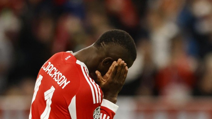 Nicolas Jackson Soccer Football - UEFA Champions League - Bayern Munich v Club Brugge - Allianz Arena, Munich, Germany - October 22, 2025 Bayern Munichs Nicolas Jackson celebrates scoring their fourth goal REUTERS/Michaela Stache