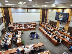 Rapat Panja Haji DPR RI Putuskan Masa Tinggal Jemaah Haji 2026 di Saudi 41 Hari Rapat Panja Haji DPR RI Putuskan Masa Tinggal Jemaah Haji 2026 di Saudi 41 Hari