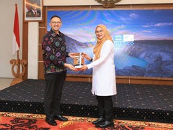 Kemenlu Ajak Mitra Strategis Perkuat Ekosistem Kreatif di Banyuwangi Kemenlu Ajak Mitra Strategis Perkuat Ekosistem Kreatif di Banyuwangi