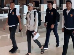 1 Tersangka Baru Korupsi Proyek Jalan Nani Wartabone Ditangkap di Makassar 1 Tersangka Baru Korupsi Proyek Jalan Nani Wartabone Ditangkap di Makassar