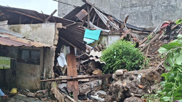 Salah satu rumah warga terdampak bencana