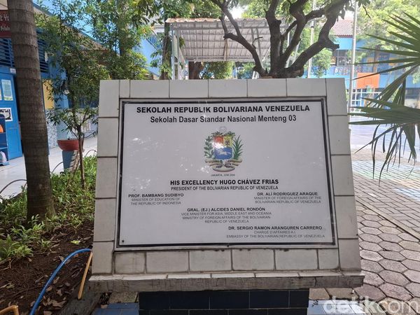 Potret SDN Menteng 03 Jakarta, Sekolah Bersejarah yang Dijuluki SD Venezuela Potret SDN Menteng 03 Jakarta, Sekolah Bersejarah yang Dijuluki SD Venezuela