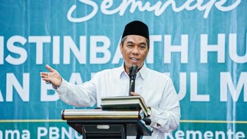 Jelang Muktamar PBNU, KH Zulfa Mustofa Luncurkan Kitab Baru