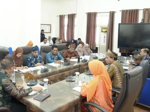 Pemkot Bima Bentuk Satgas MBG untuk Perkuat Pengawasan-Antisipasi Keracunan Pemkot Bima Bentuk Satgas MBG untuk Perkuat Pengawasan-Antisipasi Keracunan