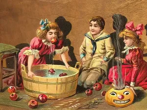 5 Tradisi Makanan Unik Saat Halloween, Ada Kue Arwah hingga Apel Cinta 5 Tradisi Makanan Unik Saat Halloween, Ada Kue Arwah hingga Apel Cinta