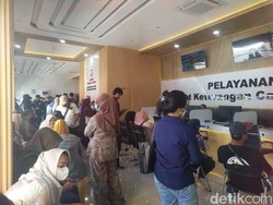 Pemohon SKCK untuk Calon Ketua RT/RW Membeludak di Polrestabes Makassar