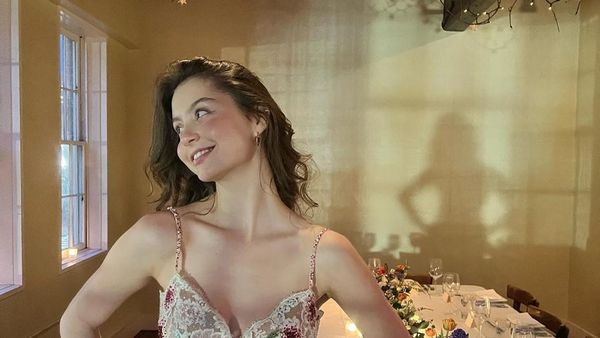 Gaya Anak Catherine Zeta-Jones Pinjam Baju Ibu untuk Ultah Hingga Red Carpet