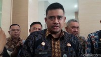 Warga Demo Minta Tutup TPL, Gubsu Bobby: Kita Kaji Rekomendasi ke Pusat