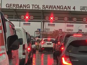 Lampu Pintu Tol Sawangan Mati Akibat Tersambar Petir, Lalin Sempat Tersendat Lampu Pintu Tol Sawangan Mati Akibat Tersambar Petir, Lalin Sempat Tersendat