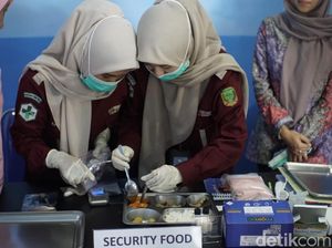 Cegah Keracunan, Polres Empat Lawang Sediakan Rapid Test untuk Uji Menu MBG Cegah Keracunan, Polres Empat Lawang Sediakan Rapid Test untuk Uji Menu MBG