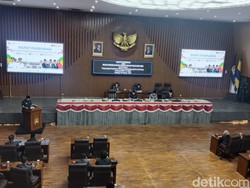 APBD Kota Bandung 2026 Terancam Defisit Rp 300 Miliar APBD Kota Bandung 2026 Terancam Defisit Rp 300 Miliar