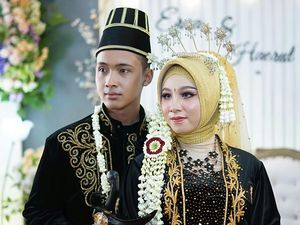 15 Rangkaian Prosesi Pernikahan Adat Jawa: Rundown, Tujuan, Makna Filosofinya 15 Rangkaian Prosesi Pernikahan Adat Jawa: Rundown, Tujuan, Makna Filosofinya