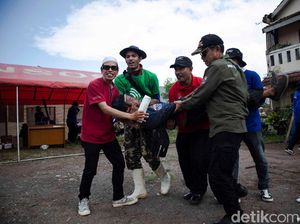 Warga Cimahi Disiagakan Hadapi Ancaman Gempa dan Banjir Warga Cimahi Disiagakan Hadapi Ancaman Gempa dan Banjir