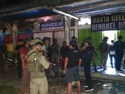 OTK Serang Konter HP di Yahukimo Papua, 2 Karyawan Nyaris Tertembak