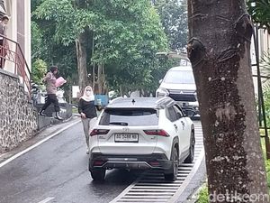 Polwan Polres Blitar Kota Jalani Tes DNA Terkait Dugaan Perselingkuhan Polwan Polres Blitar Kota Jalani Tes DNA Terkait Dugaan Perselingkuhan