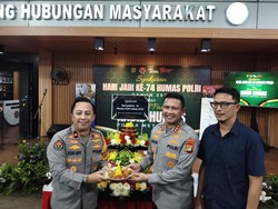 Brigjen Ade Ary ke Mabes Polri, Kombes Budi Mulai Tugas Kabid Humas Polda Metro