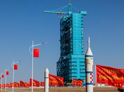 Video: Luncurkan 72 Roket, China Cetak Rekor Baru di Luar Angkasa!