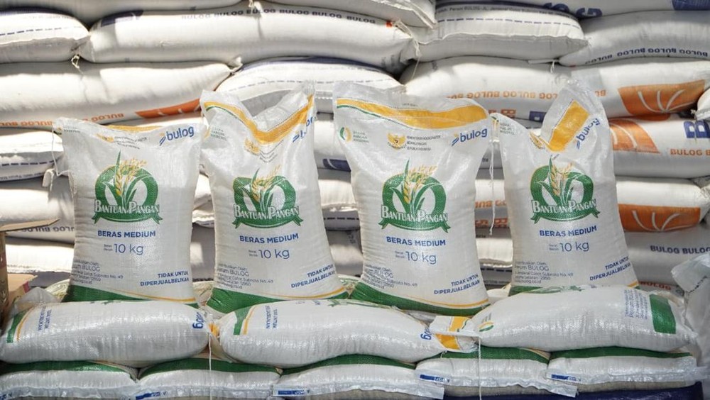 Bansos Beras-Minyak Goreng Diperpanjang hingga Juni! Pemerintah Genjot Distribusi untuk Stabilisasi Harga