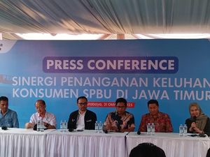 Dirut Pertamina Patra Niaga Pastikan Pertalite Tidak Mengandung Etanol Dirut Pertamina Patra Niaga Pastikan Pertalite Tidak Mengandung Etanol