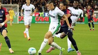 Cagliari Vs Sassuolo: Jay Idzes Main Penuh, I Neroverdi Menang 2-1 Cagliari Vs Sassuolo: Jay Idzes Main Penuh, I Neroverdi Menang 2-1