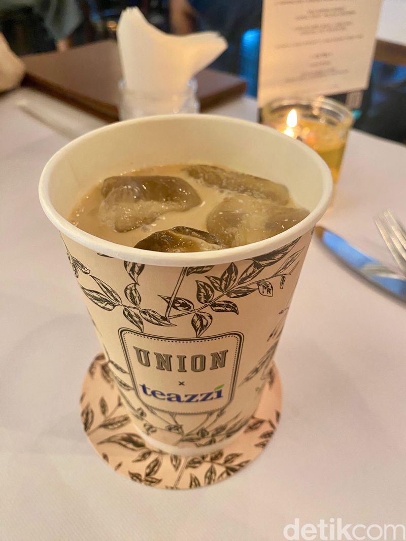 Kolaborasi UNION dan Teazzi