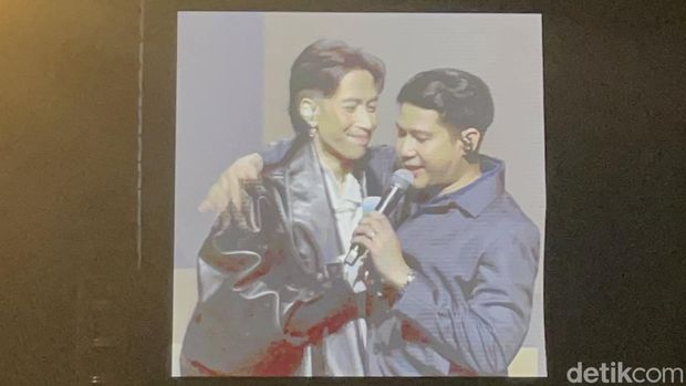 Vidi Aldiano di konser Laleilmanino, Kamis (30/10/2025) malam.