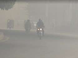 Kabut Asap Berbahaya Selimuti Kota di Pakistan