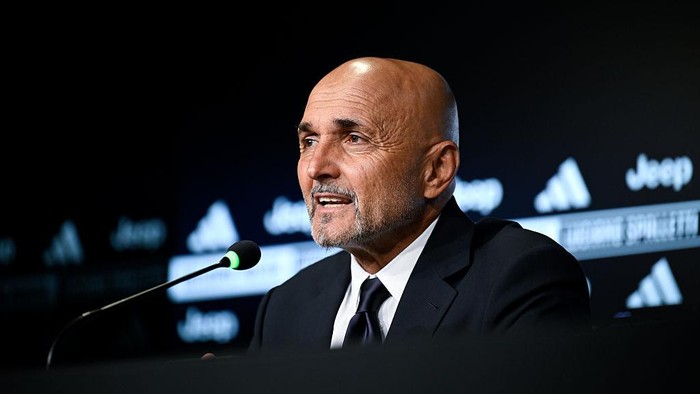 Luciano Spalletti TURIN, ITALY - OCTOBER 31: Juventus head coach Luciano Spalletti during a press conference at Allianz Stadium on October 31, 2025 in Turin, Italy.  (Photo by Daniele Badolato - Juventus FC/Juventus FC via Getty Images)