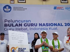 Kado di Bulan Guru 2025: Tunjangan Naik Jadi Rp400 Ribu-Beasiswa ke 150 Ribu Guru Kado di Bulan Guru 2025: Tunjangan Naik Jadi Rp400 Ribu-Beasiswa ke 150 Ribu Guru