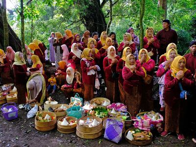 Warga Kledung Gelar Tradisi Merti Desa, Wujud Syukur dan Cinta Alam