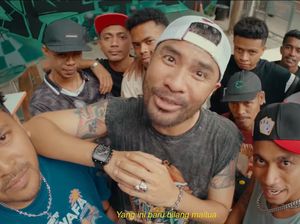 Lirik Tor Monitor Ketua Orang Baru Lebe Gacor yang Viral Lengkap Maknanya Lirik Tor Monitor Ketua Orang Baru Lebe Gacor yang Viral Lengkap Maknanya