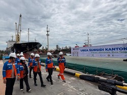 Pupuk Indonesia Kirim 4.650 Ton Pupuk Subsidi ke Sumbawa