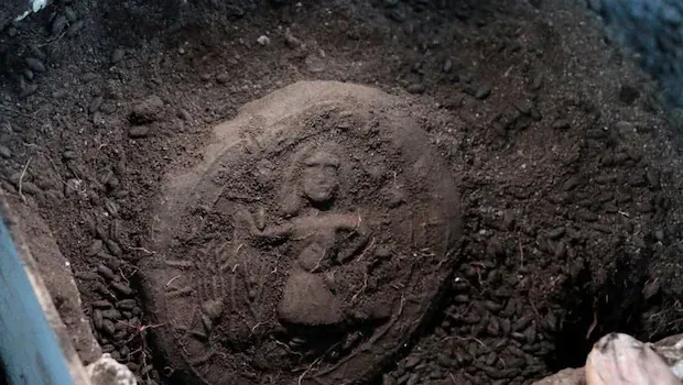 Roti kuno bergambar wajah Yesus Kristus