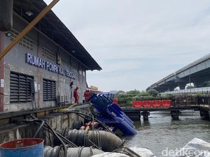 BNPB Bakal Pindahkan Pompa Kali Tenggang untuk Sedot Banjir Kaligawe BNPB Bakal Pindahkan Pompa Kali Tenggang untuk Sedot Banjir Kaligawe