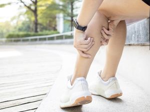 Ini Vitamin yang Dibutuhkan untuk Cegah Kesemutan Kaki