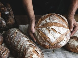 Kisah Sourdough, Roti Fermentasi Alami yang Berawal di Mesir Kisah Sourdough, Roti Fermentasi Alami yang Berawal di Mesir